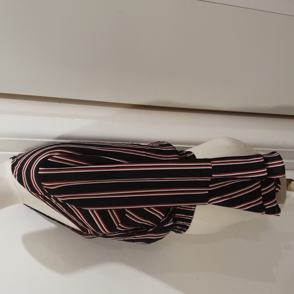 H and M Black Red White Stripes long Flared Sleeve Top Size US 4 - Picture 7 of 12